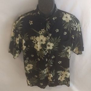Hibiscus Collection Hawaii Black Flower Themed Tee